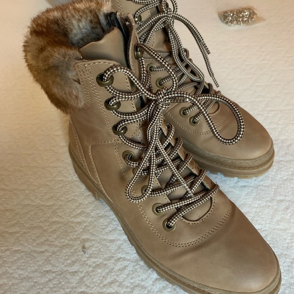 Madden Girl Fur top Boots - Picture 4 of 7